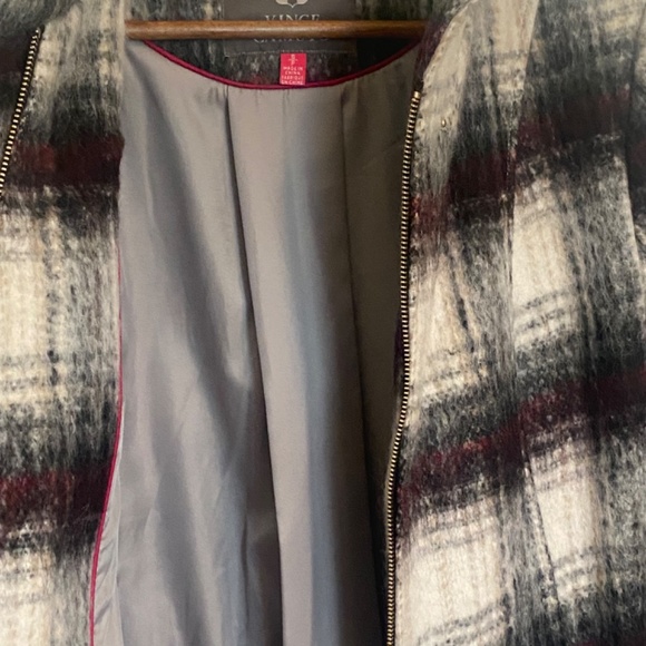 Vince Camuto Women's Chain Belted Maxi Coat - Picture 3 of 5